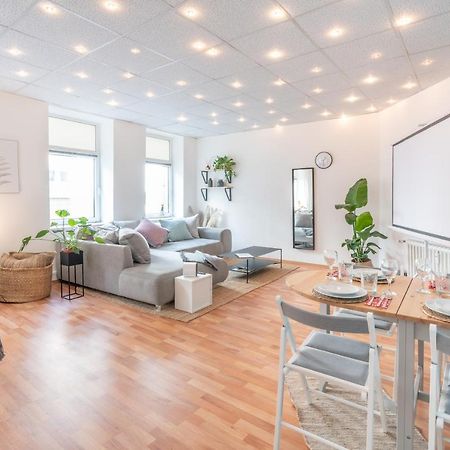 Gemuetliches Apartment Im Herzen Kiels Bagian luar foto
